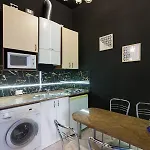 Apartment Austrian Leopolli Near Railway Station