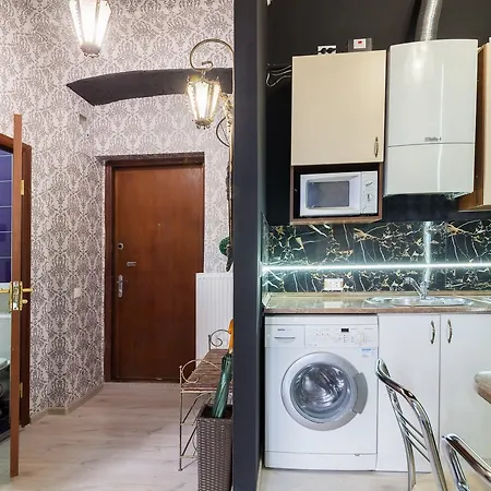 Appartement Austrian Leopolli Near Railway Station *