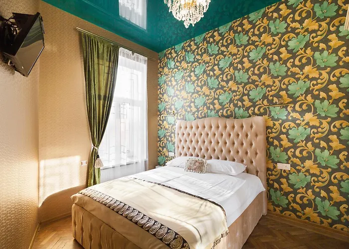 Apartamento Austrian Leopolli Near Railway Station *